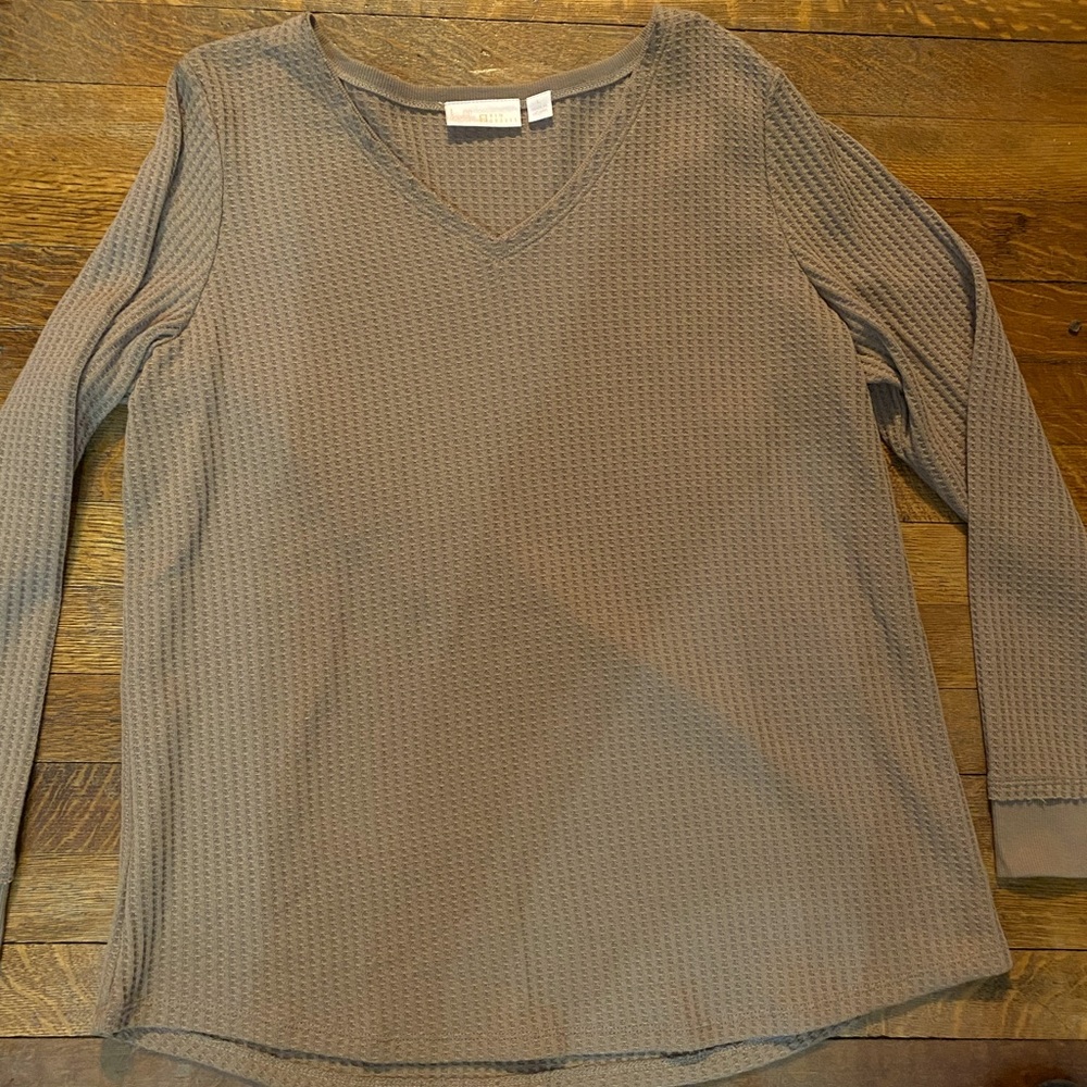 Belle Gravel camel long sleeve shirt never worn! In great new condition